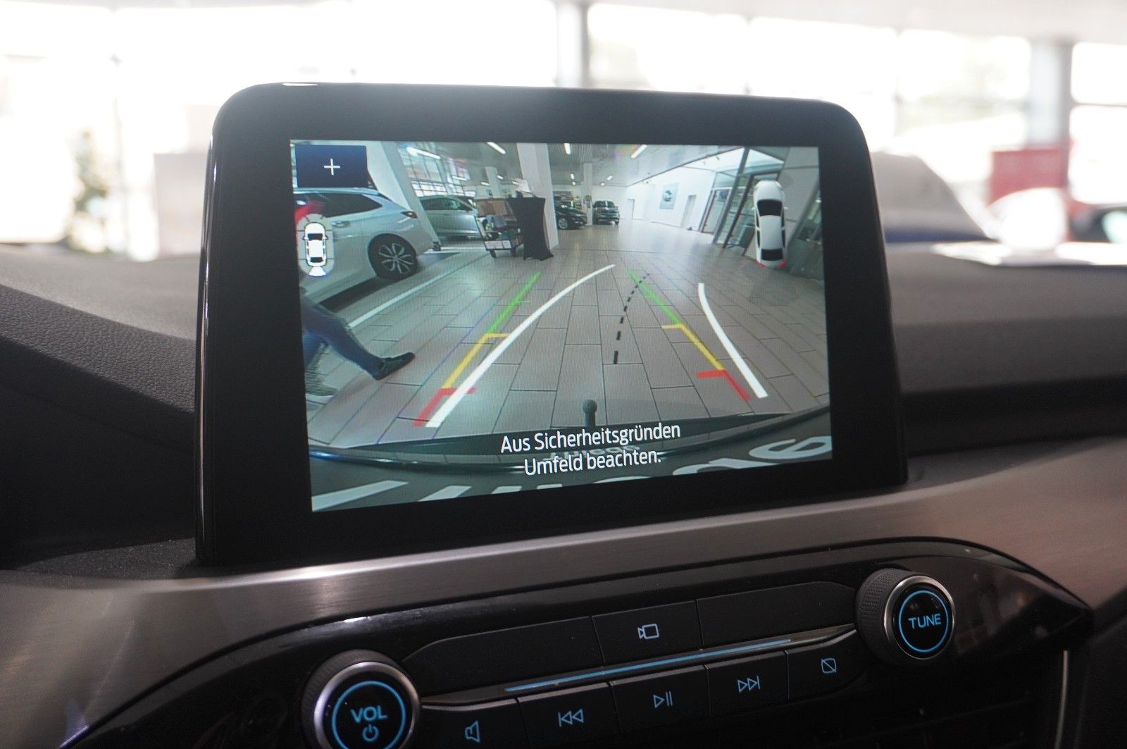 Fahrzeugabbildung Ford Kuga 1.5D TITANIUM X NAVI/LED/KAMERA/HUD/B&O/AHK