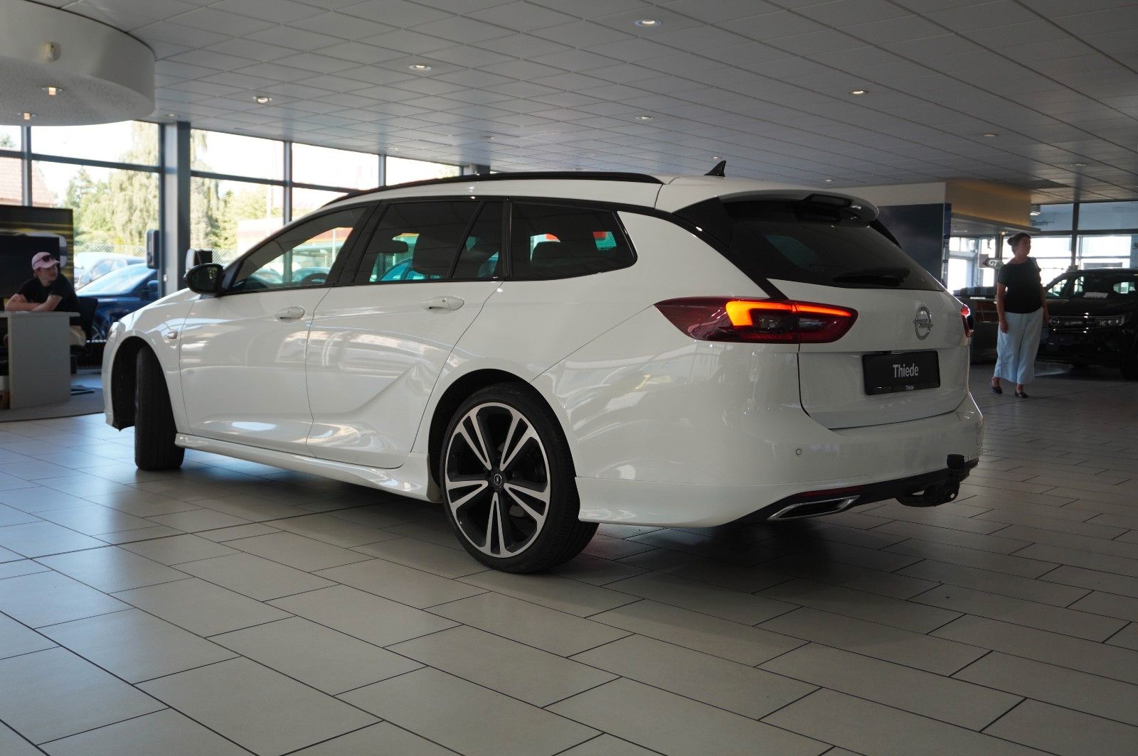 Fahrzeugabbildung Opel Insignia B ST 2.0D UTLIMATE NAVI/LED/KAMERA/AHK