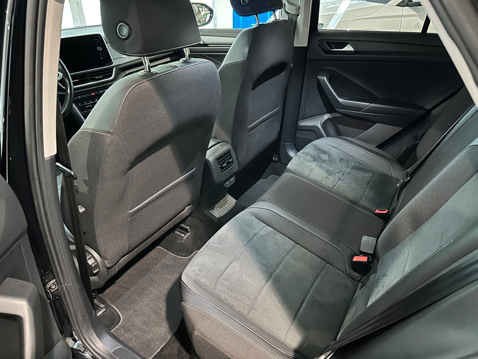 Volkswagen T-Roc Style*IQ-LIGHT*ACC*SHZ* foto 9