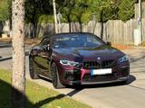 BMW M8 Competition - VOLL/GARANTIE - Individualack - BMW M8 mit Benzin-Antrieb