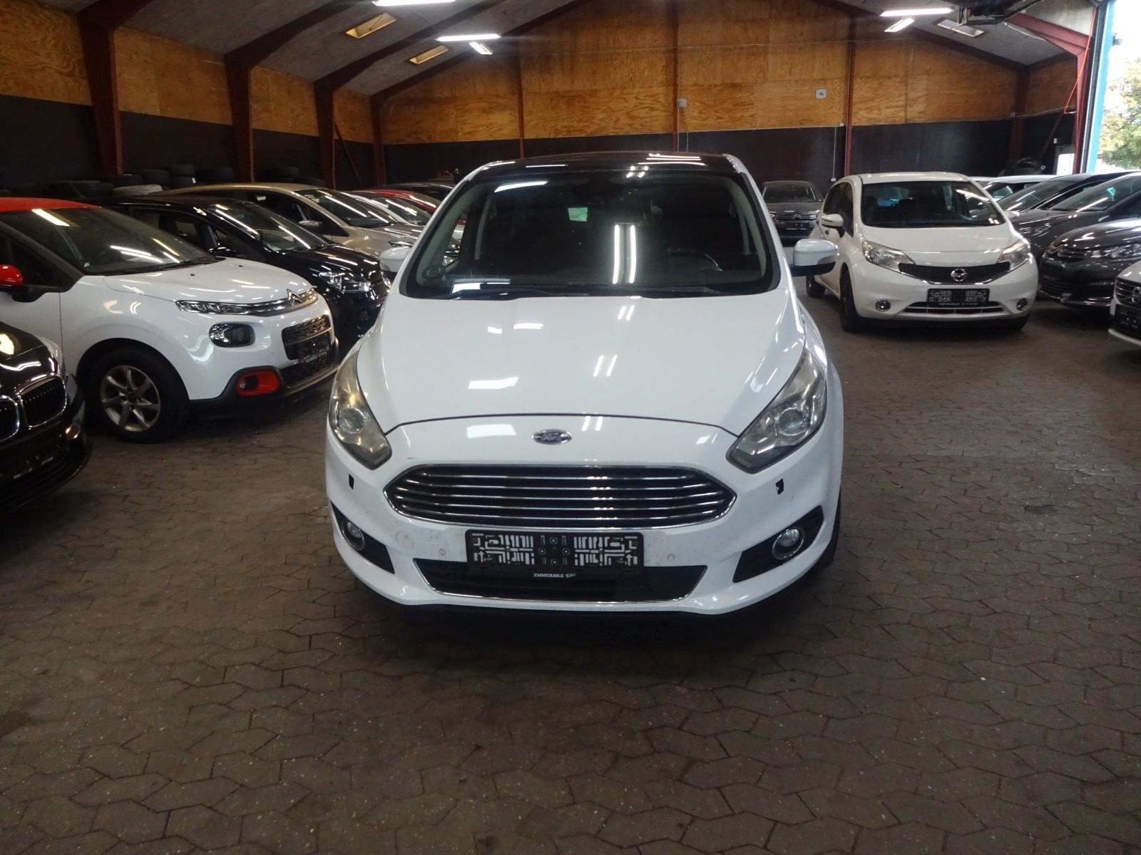 Ford S-Max S-MAX Titanium