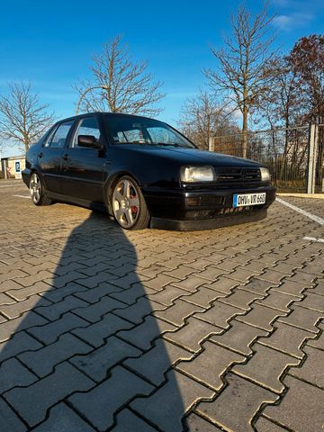 Volkswagen VW Vento VR6 golf jetta