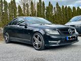 Mercedes-Benz C 300 CDI BlueEfficienc 4Matic|AMG-Line|Panorama - Mercedes-Benz C 300 aus 2011: 4matic