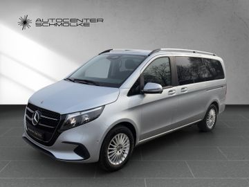 Mercedes V 220 - 2