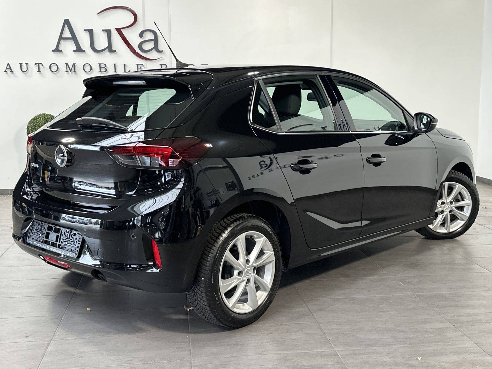 Fahrzeugabbildung Opel Corsa 1.2 5-Türer Elegance LED+DAB+SHZ+EPH+TEMP