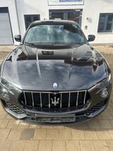 Maserati Levante Benzin 3.0 V6 257kW GRANSPORT 4x4 Au... - Maserati Levante aus 2019