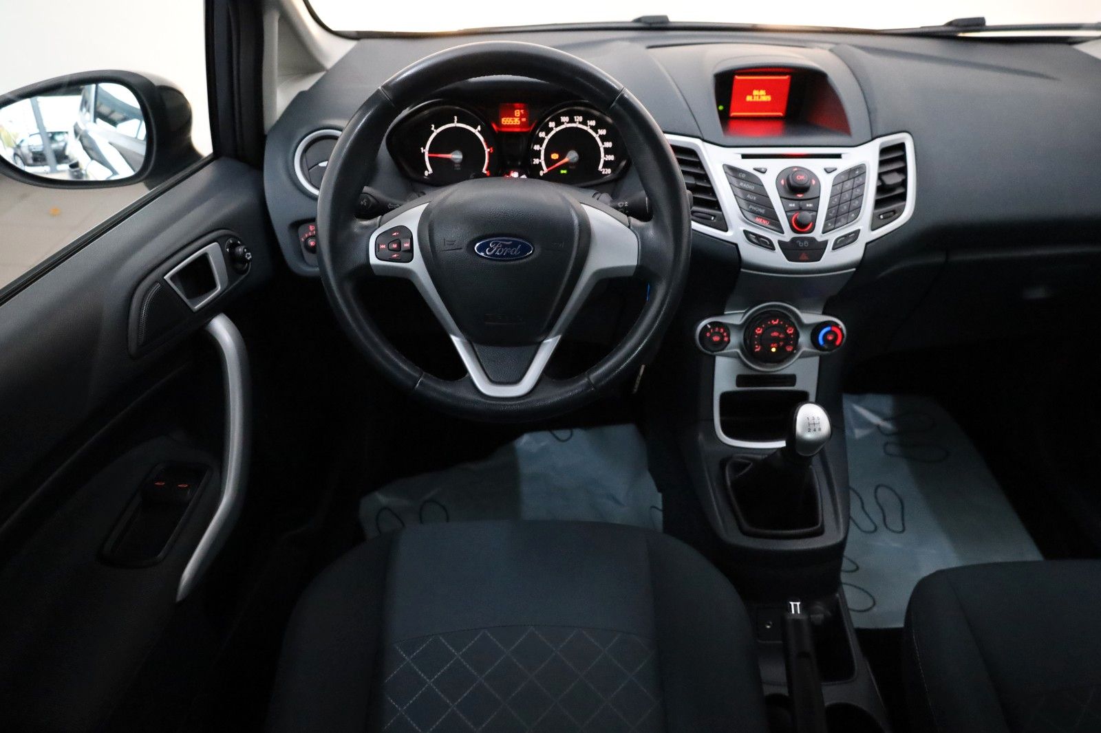 Fahrzeugabbildung Ford Fiesta Trend Klima,AHK