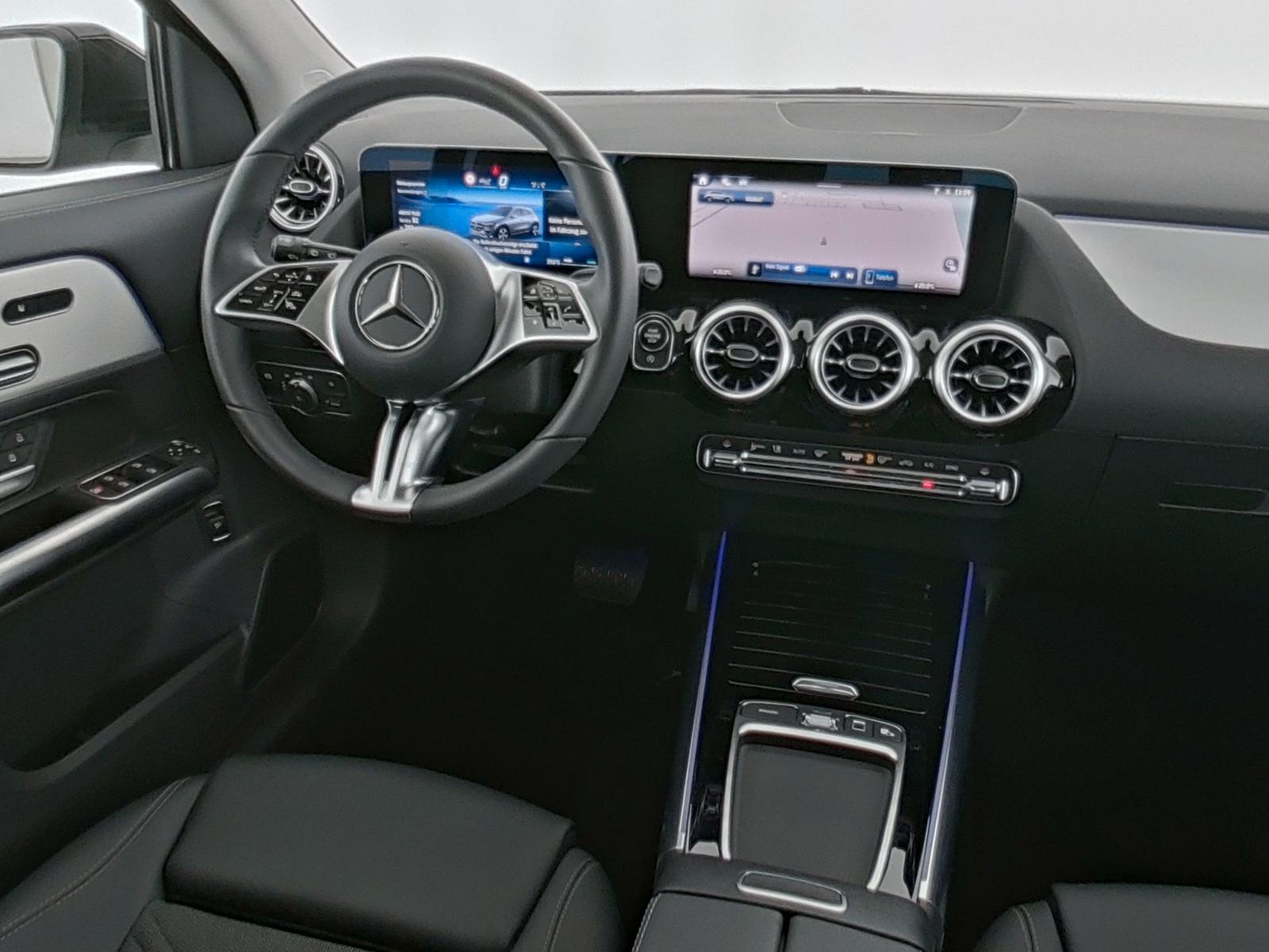 Mercedes-Benz GLA Progressive ACC WinterPaket+ Sound LED, миниатюра 16