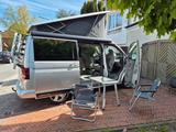 Volkswagen T5 California Comfortline + neuer Motor - silberne Volkswagen T5 California