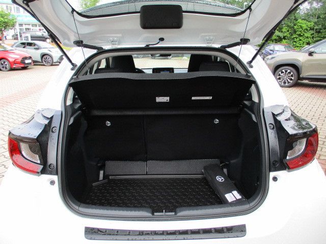 Fahrzeugabbildung Toyota Yaris Hybrid Business Edition