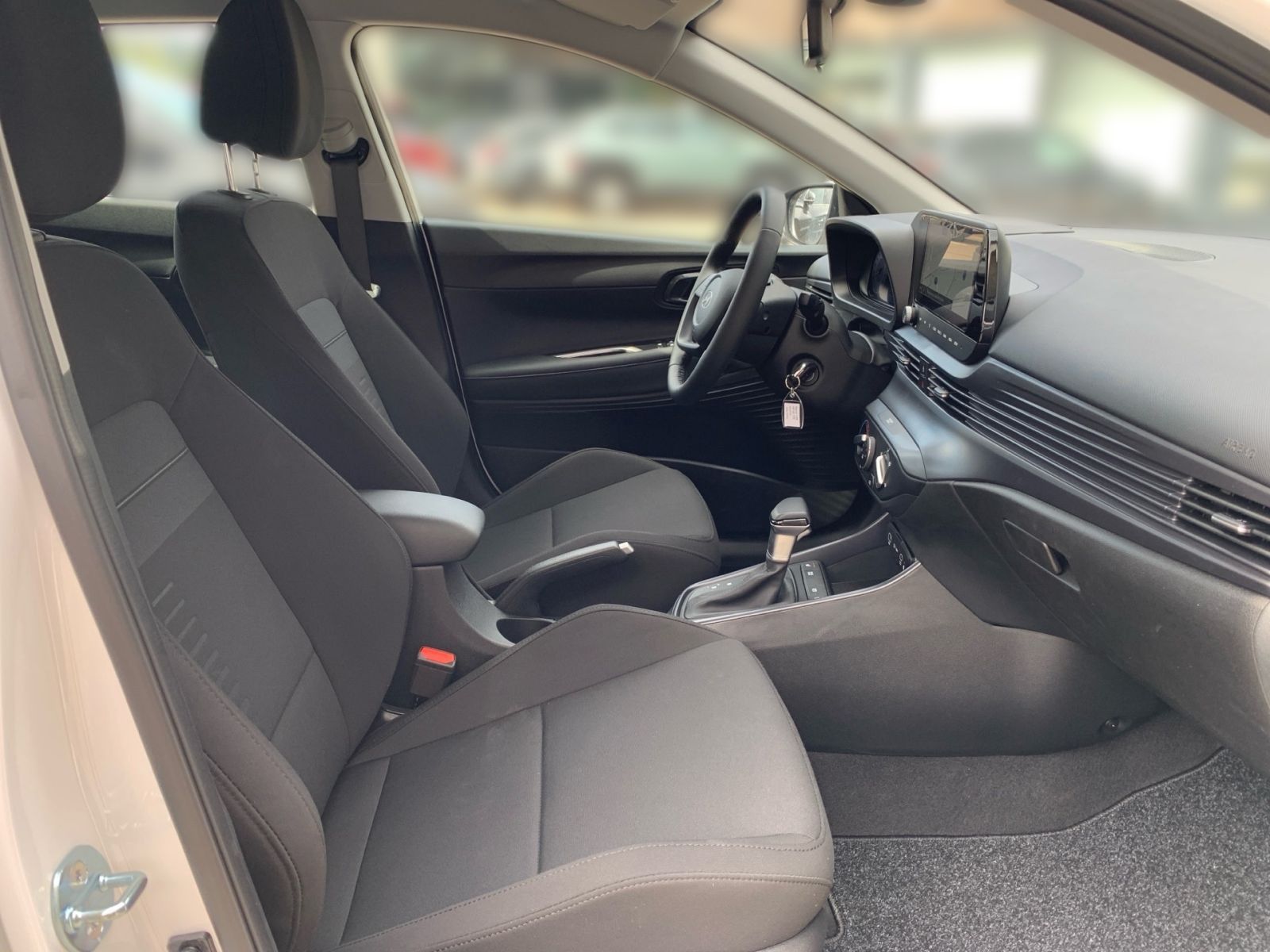 Fahrzeugabbildung Hyundai BAYON 1.0 T-GDI Trend Navi LED Allwetter