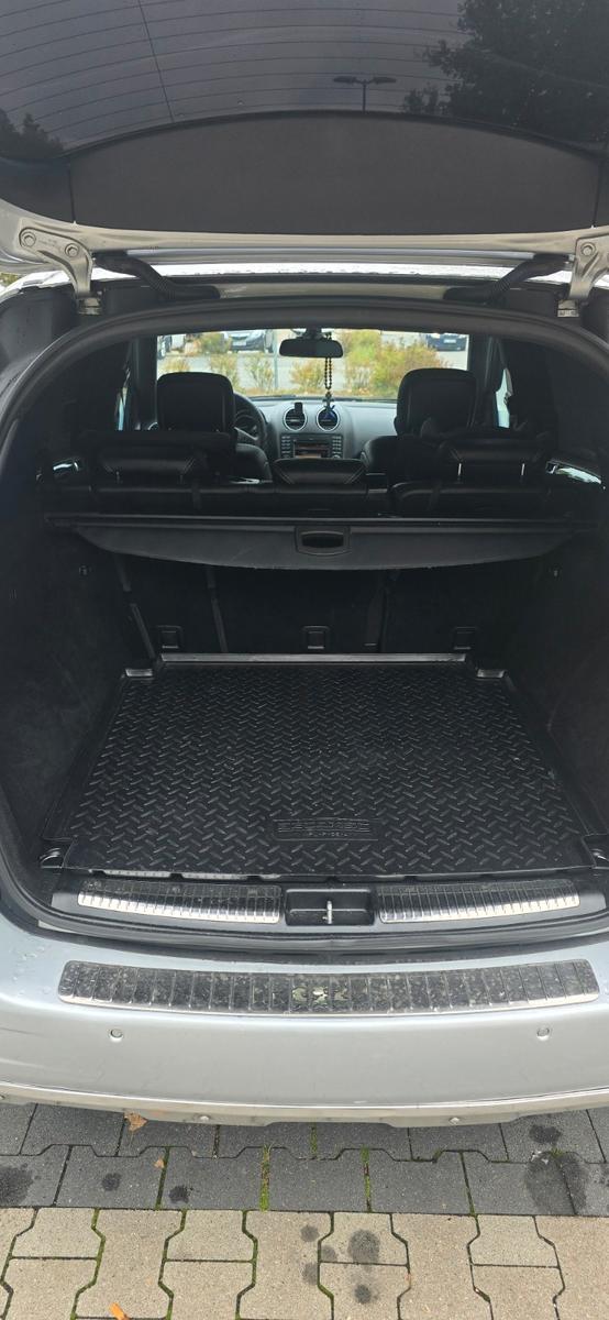 Mercedes-Benz ML 350 BlueTEC 4MATIC Grand Edition Grand Ed...