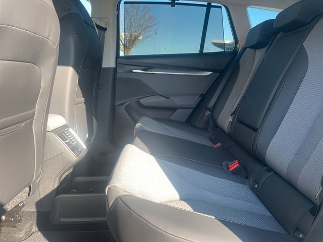 Skoda Enyaq 60 *0,25%*4xSHZ*AHK*MATRIX*WÄPU*2xSOFORT*