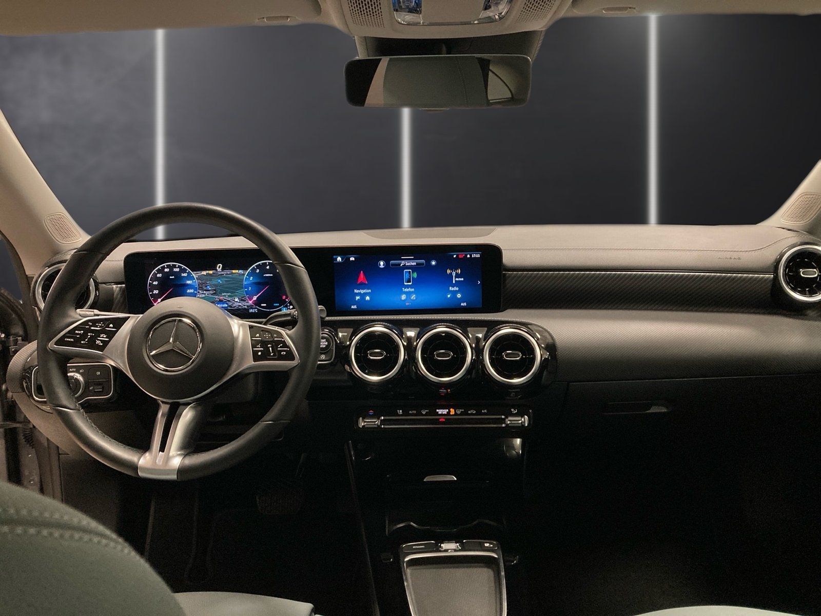 Fahrzeugabbildung Mercedes-Benz CLA 180 SB Progressive*AHK*LED*Kamera*MBUX-Premi