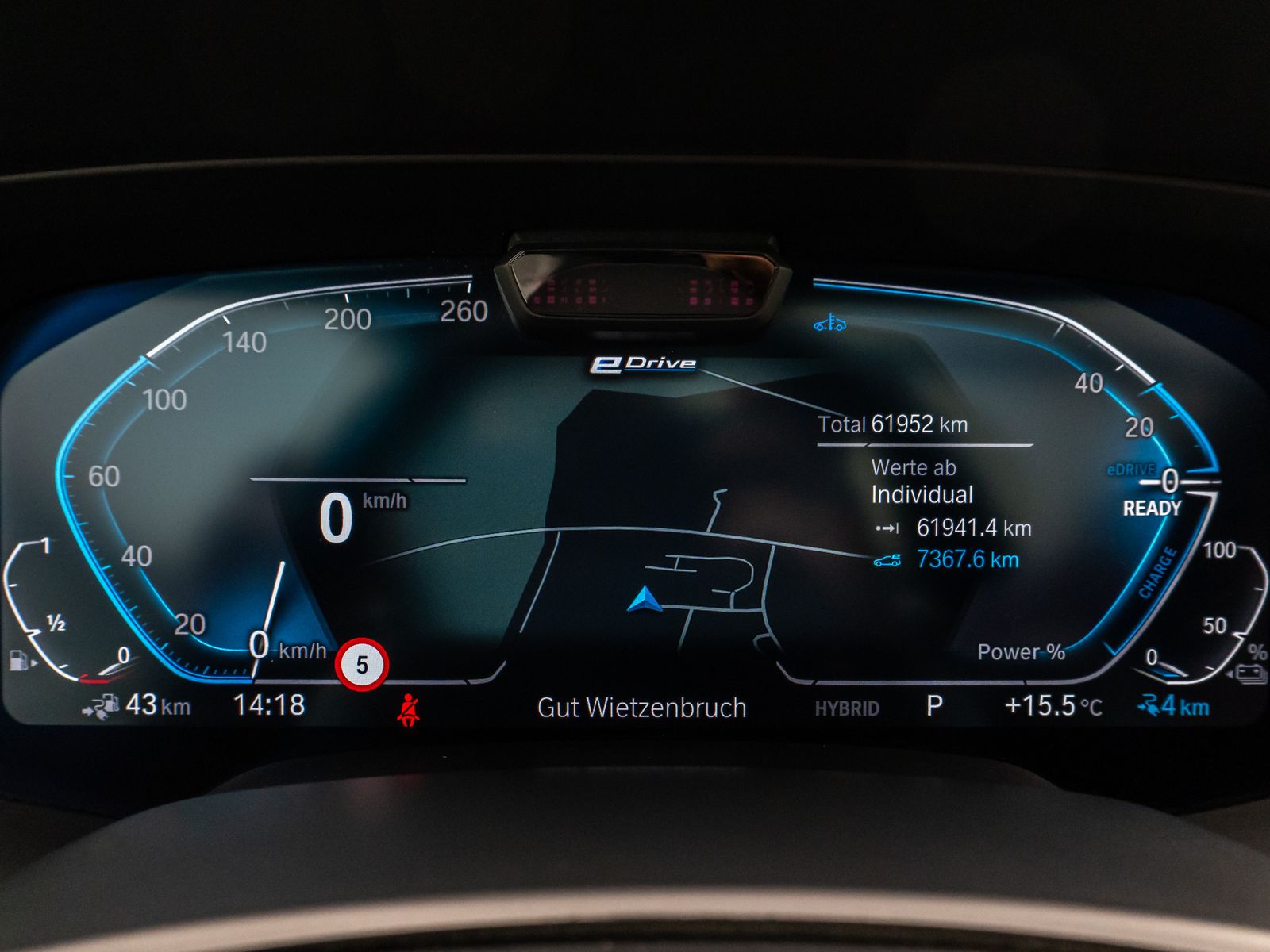 Fahrzeugabbildung BMW X5 xD45e M Sport Panorama 360°HUD HiFi NightVisi