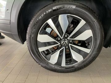 Volkswagen T-Roc - 11