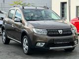 Dacia Sandero II Stepway Prestige - gebrauchte Dacia Limousine
