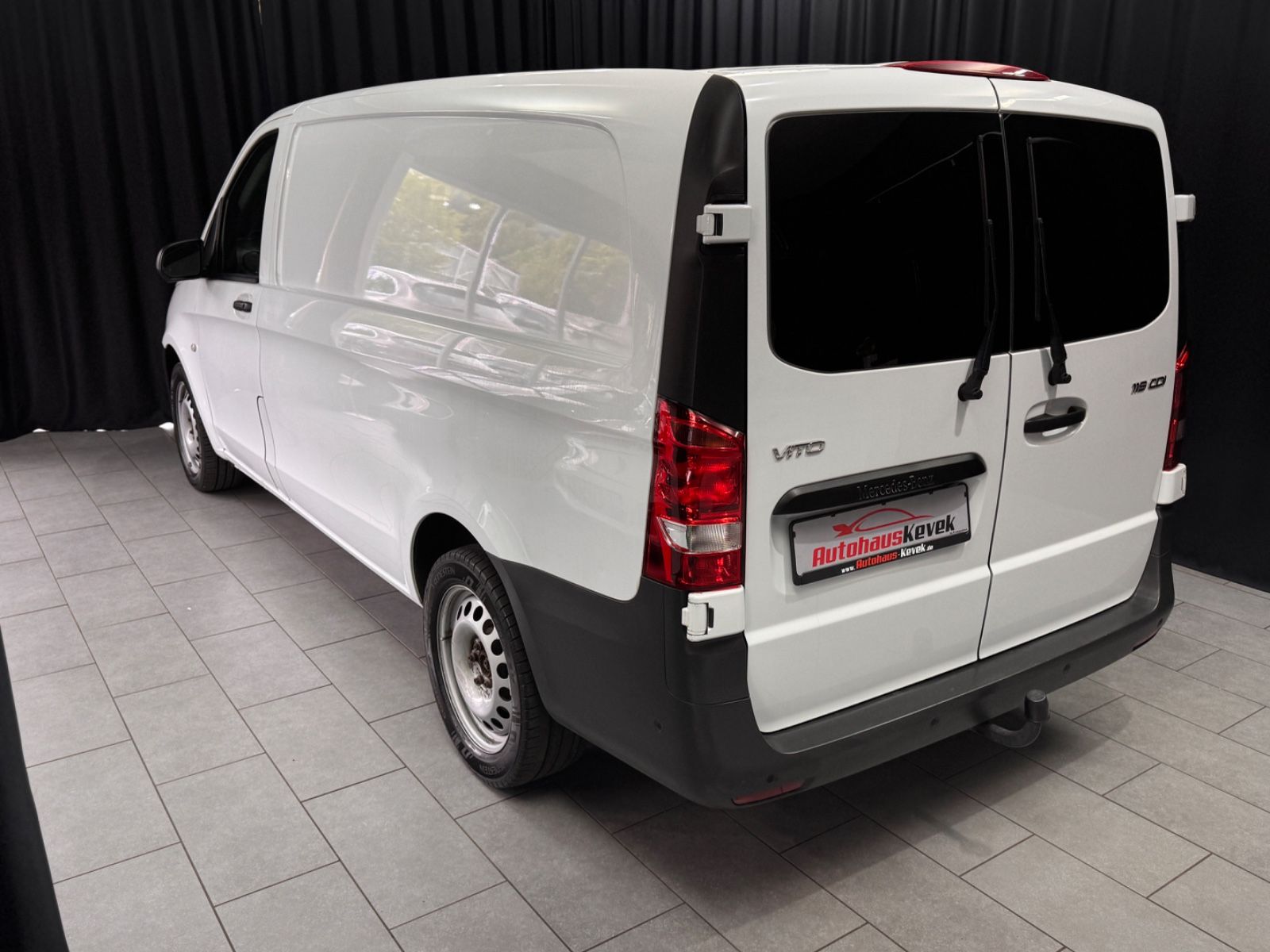 Fahrzeugabbildung Mercedes-Benz Vito Kasten 119 CDI/BT lang|AUTOMATIK|NAVI|AHK