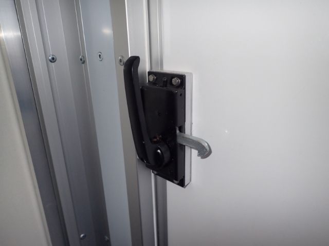 Fahrzeugabbildung Piaggio Porter NP6 LR SW LPG TOP Kofferaufbau 307Radstan