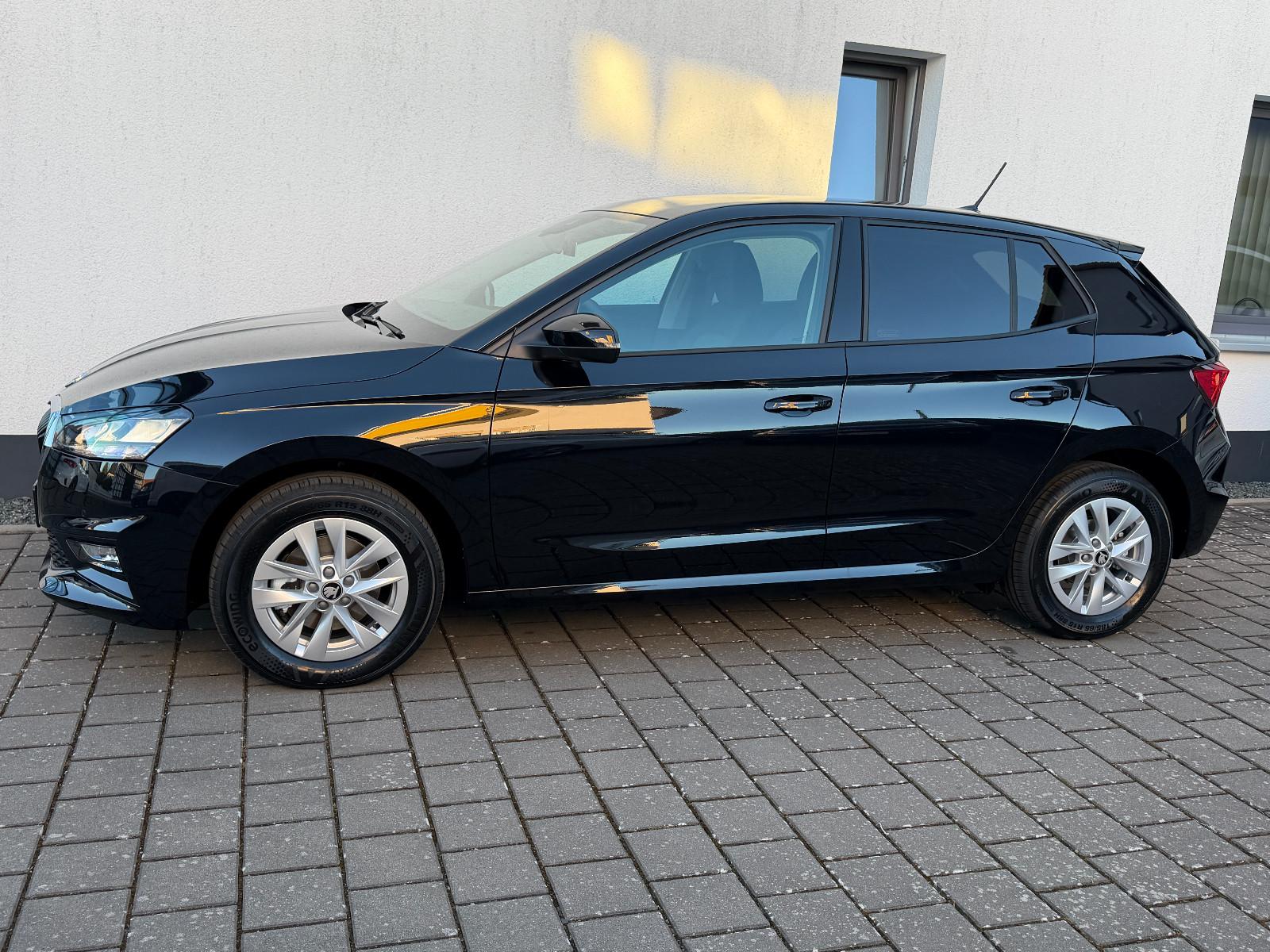 Skoda Fabia 1.0l TSI DSG Classic (SH,Kam.,Alu,5/100)
