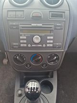 Ford Fiesta 1,4 16V - Ford Fiesta: 16v