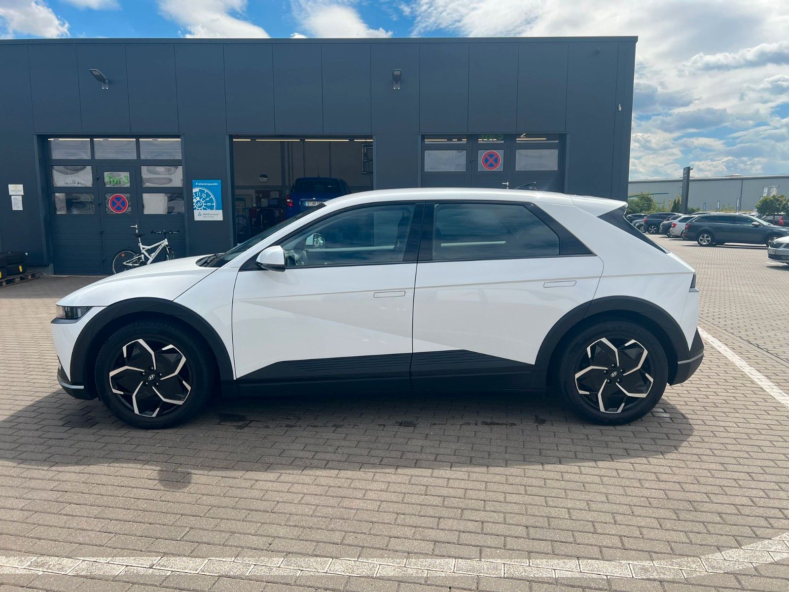 Fahrzeugabbildung Hyundai IONIQ 5 Dynamiq 239kW *RW481KM*Navi*ACC*LED*RFK*