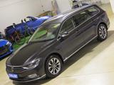 Volkswagen Passat Variant 2.0TDI SCR DSG7 4Mot Elegance Nav - Volkswagen Passat Variant mit Diesel-Antrieb: Kombi, Automatik