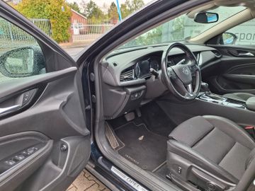 Opel Insignia - 11