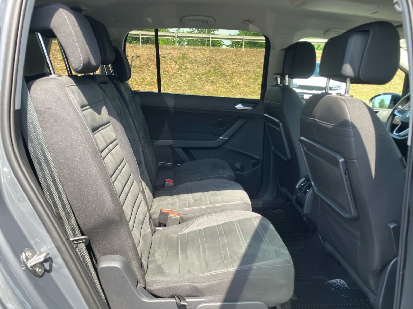 Volkswagen Touran - Bild 17