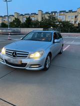 Mercedes-Benz Mercedes  Benz C220 CDl T - Mercedes-Benz C 220 in Leipzig