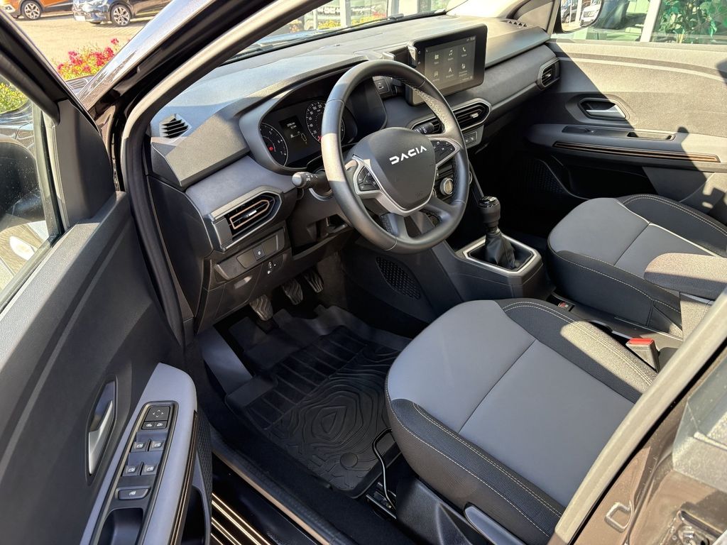 DACIA Jogger - Bild 7