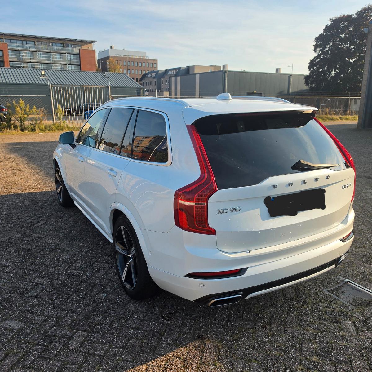 Volvo XC90 D5 AWD R-Design *Vollausstattung* 360*