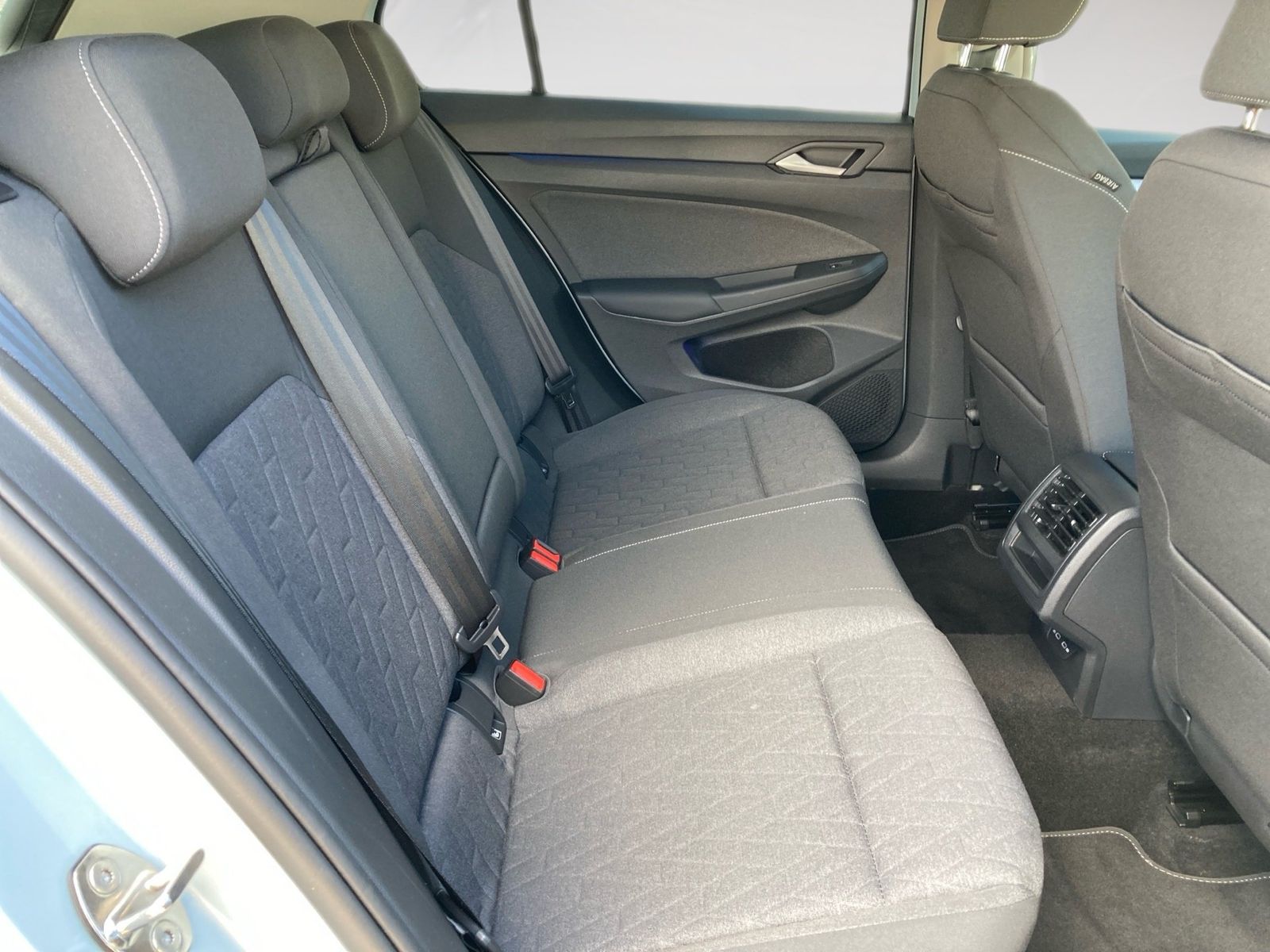 Volkswagen Golf - Bild 10