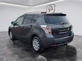 Toyota Verso 2.0 D-4D / 7 SITZ / - gebrauchte Toyota Verso aus dem Jahr 2009