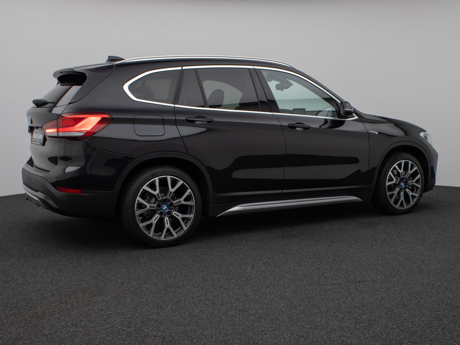 Fahrzeugabbildung BMW X1 xD25e xLine Kamera HUD DAB H/K Komfort Sport