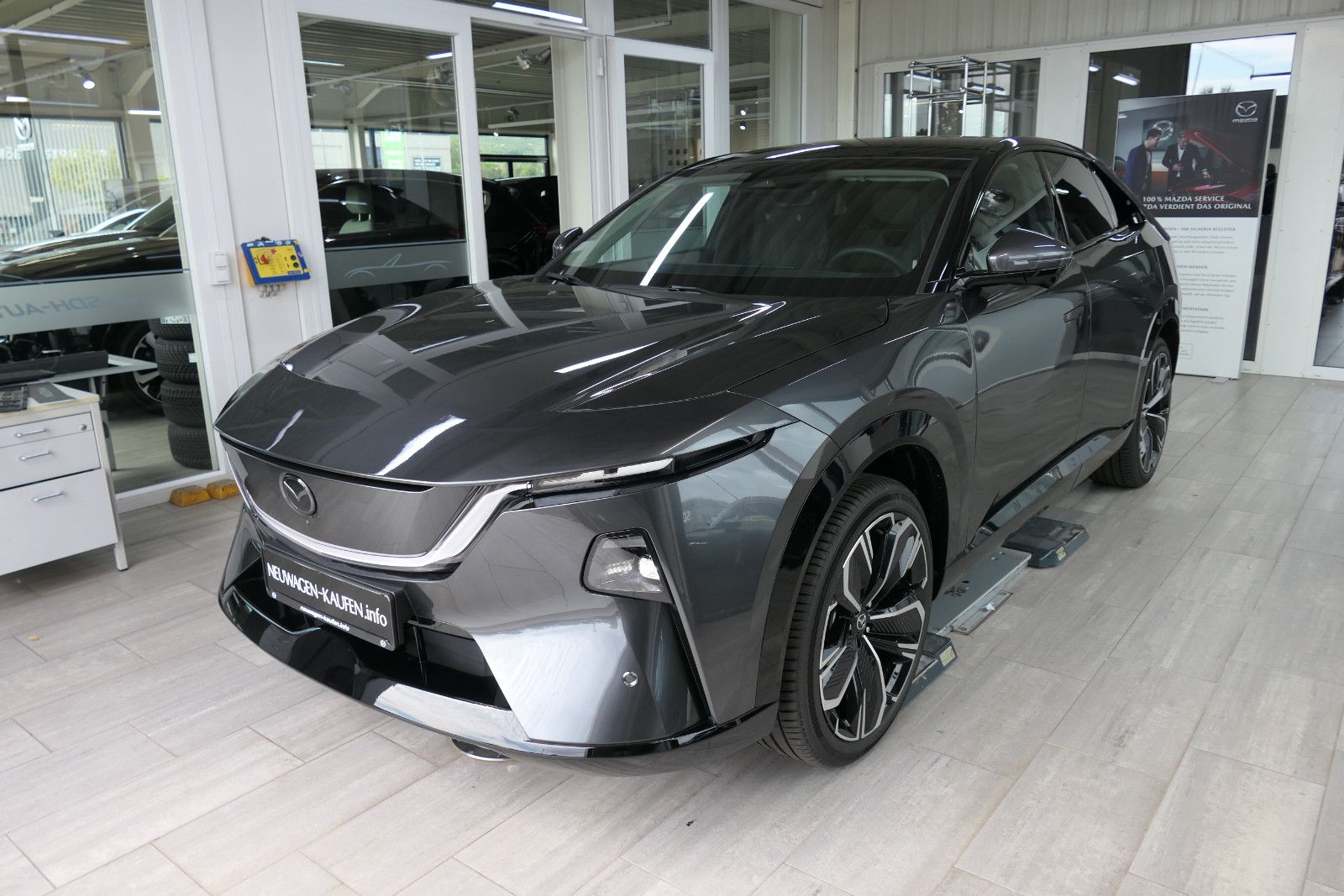 Mazda CX 6e Takumi mit 21 Zoll Räder inkl. ab sofort