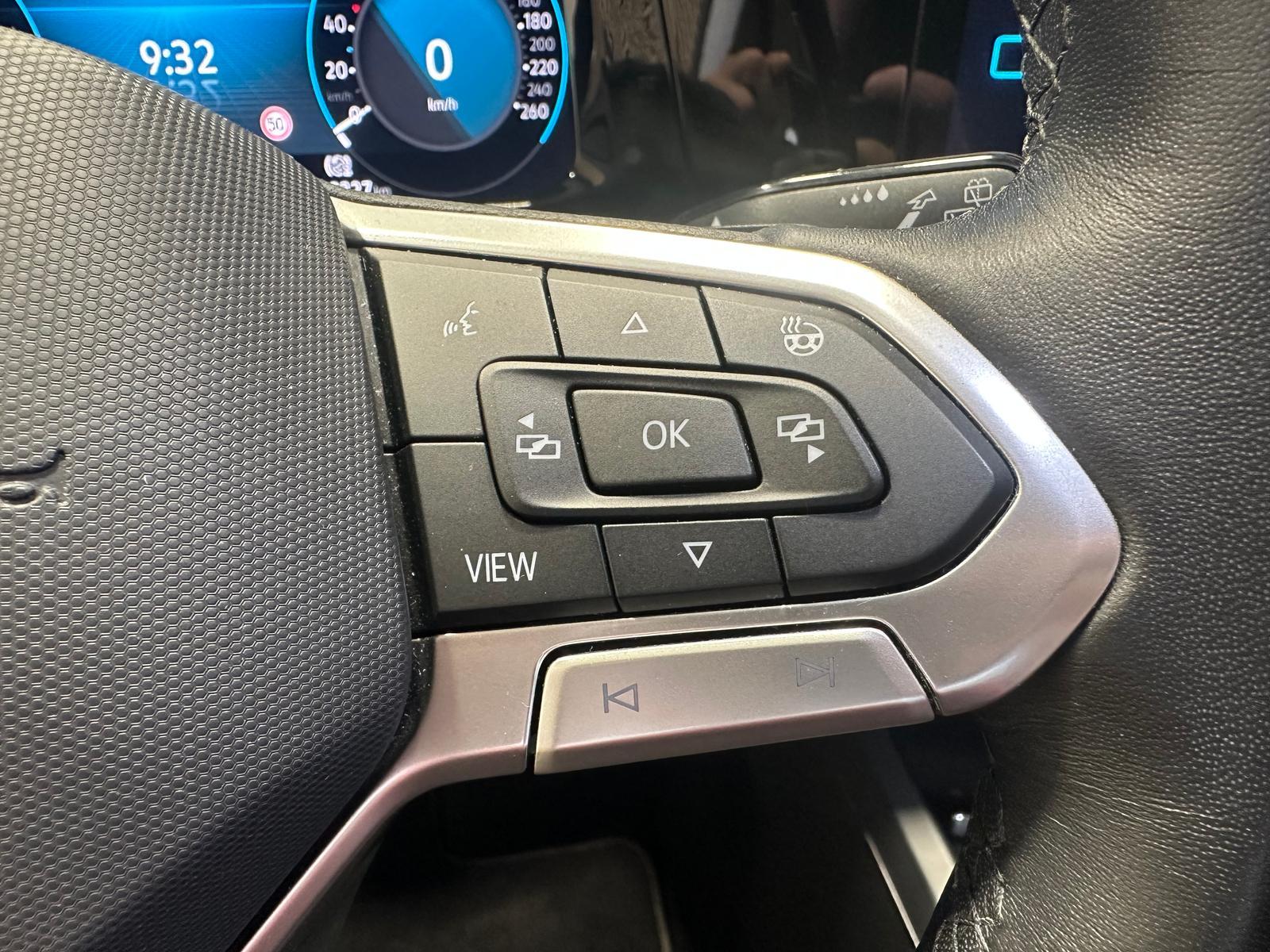 Volkswagen Golf 2.0 TDI DSG Life LED virt.Cock. Navi ACC RF, миниатюра 13