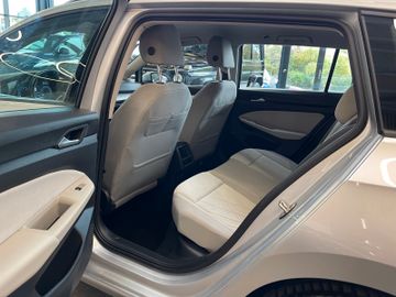 MYAUTOCENTER – Gebraucht- und Jahreswagen mit Werkstattservice in Pfaffenhofen Volkswagen Golf VIII Variant Life *1. Hand*Kamera*AHK*Klima