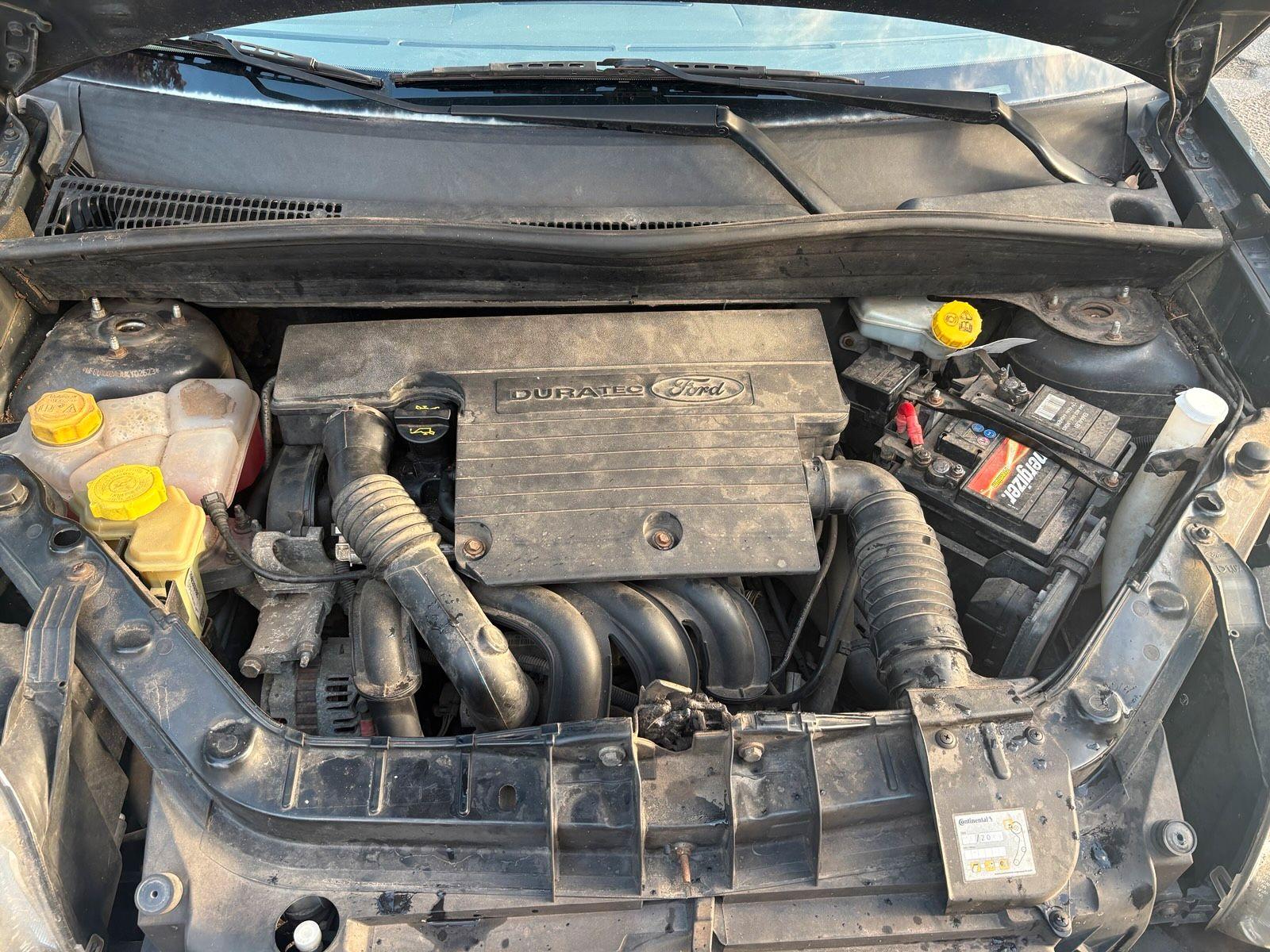 Ford Fusion 2005 — photo 11