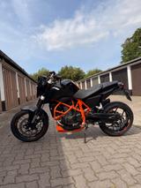 KTM 690 Duke - Top gepflegt & Viel Zubehör  - KTM Motorräder in Leipzig