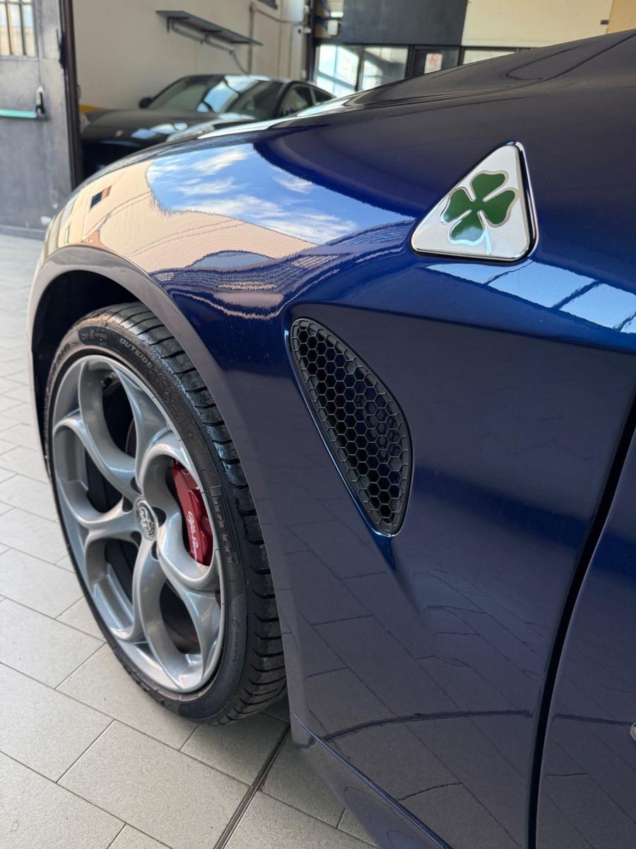 Alfa Romeo Guilia 2.9 V6 Bi-Turbo Quadrofoglio 510ch - Pack Carbone - Harman Kardon - Camera - Non fumeur