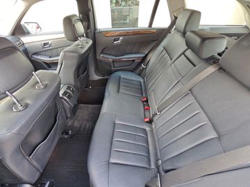 Mercedes E 350 - 12