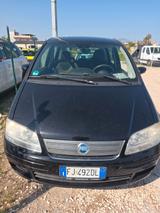 Fiat Idea 1.3 Multijet 16V Active - Fiat Idea: Active