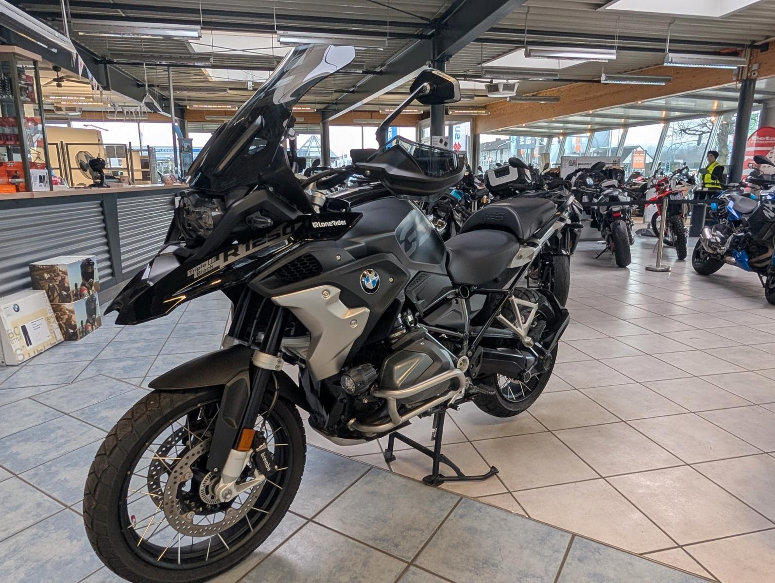 BMW R1250GS Triple Black
