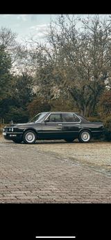 BMW  E28 524td von 1986 mit H-Zulassung - BMW 524 mit Diesel-Antrieb: Limousine, 524td