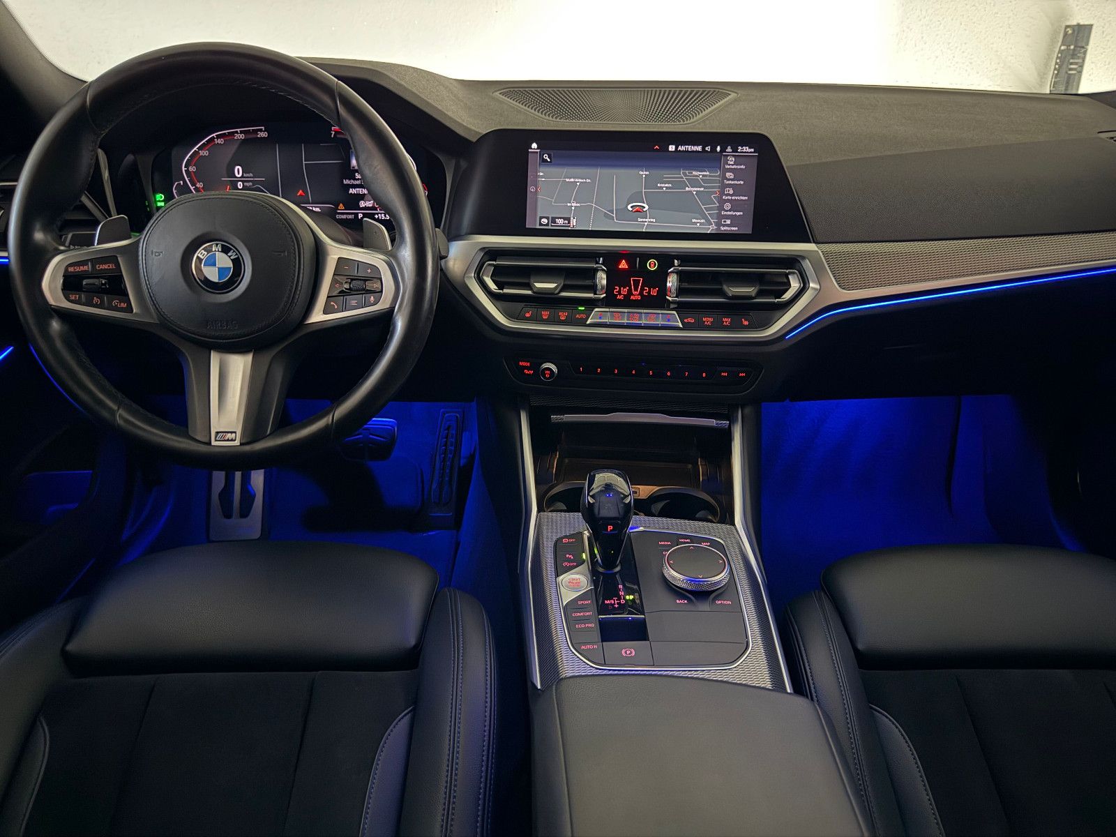 Fahrzeugabbildung BMW 330 i Lim. M SPORT/LED/VRTL COCKPIT/AMBIENTE