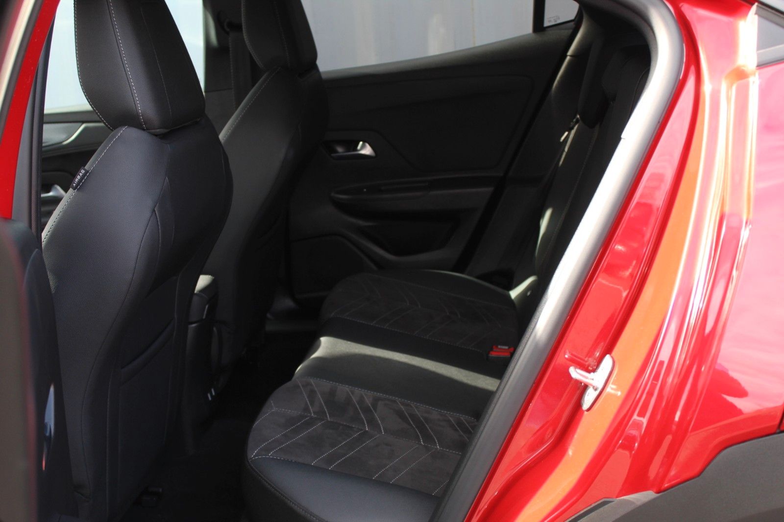Fahrzeugabbildung Opel Mokka Ultimate Navi*Sitzh.*Intellilux