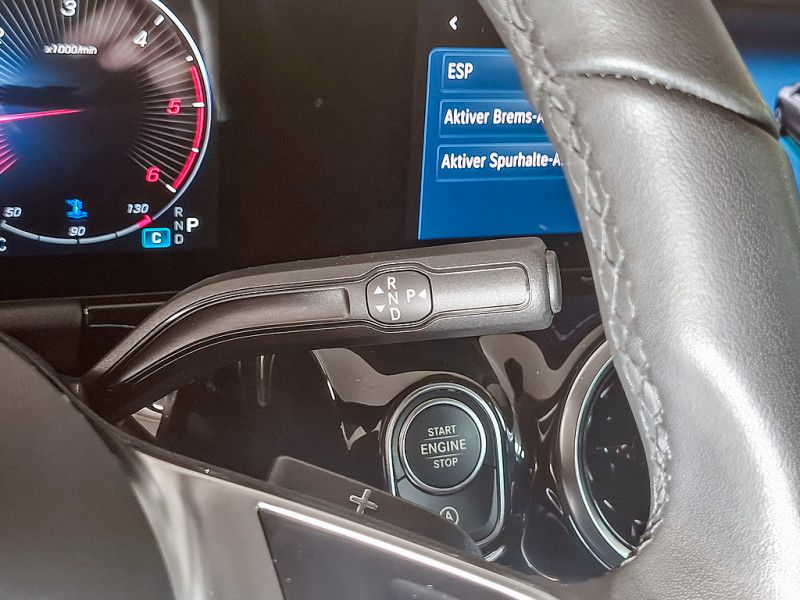 Mercedes-Benz GLA 180 d PROGRESSIVE AHK KAMERA SPUR PDC SHZ foto 20