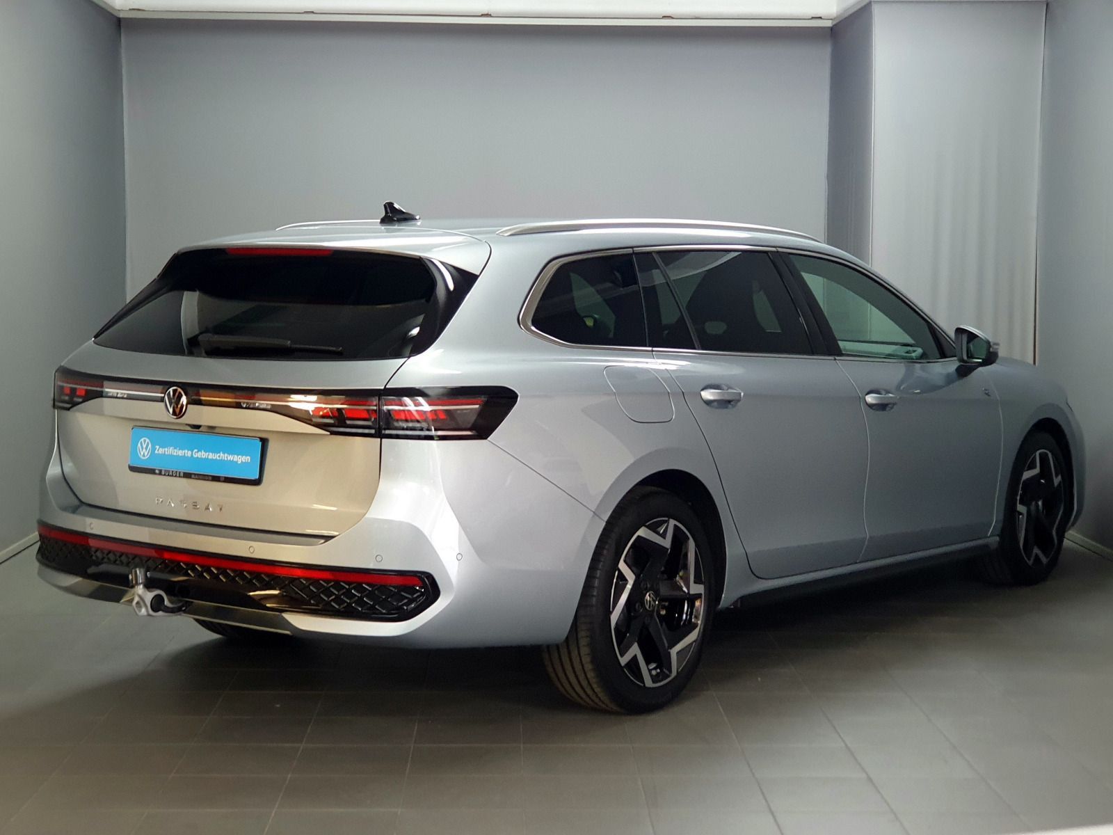 Volkswagen Passat Variant 2.0TDI DSG R-Line AHK IQ.LIGHT foto 4