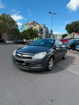 Opel Astra H Twintop / 1,9 CDTI / Keyless - Opel Astra mit Diesel-Antrieb: Cabrio